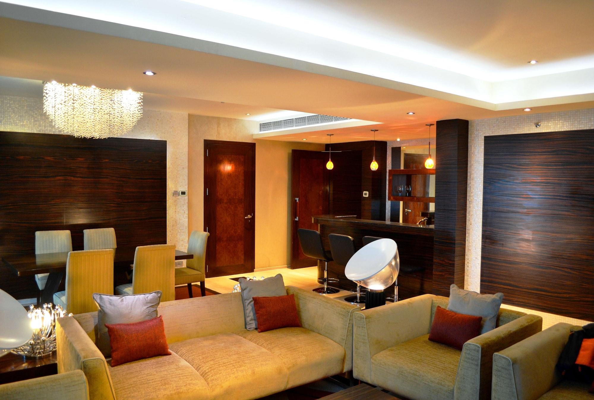 海得拉巴 海德拉巴贝甘佩特维万塔旅馆酒店 外观 照片 The interior of a suite at the hotel