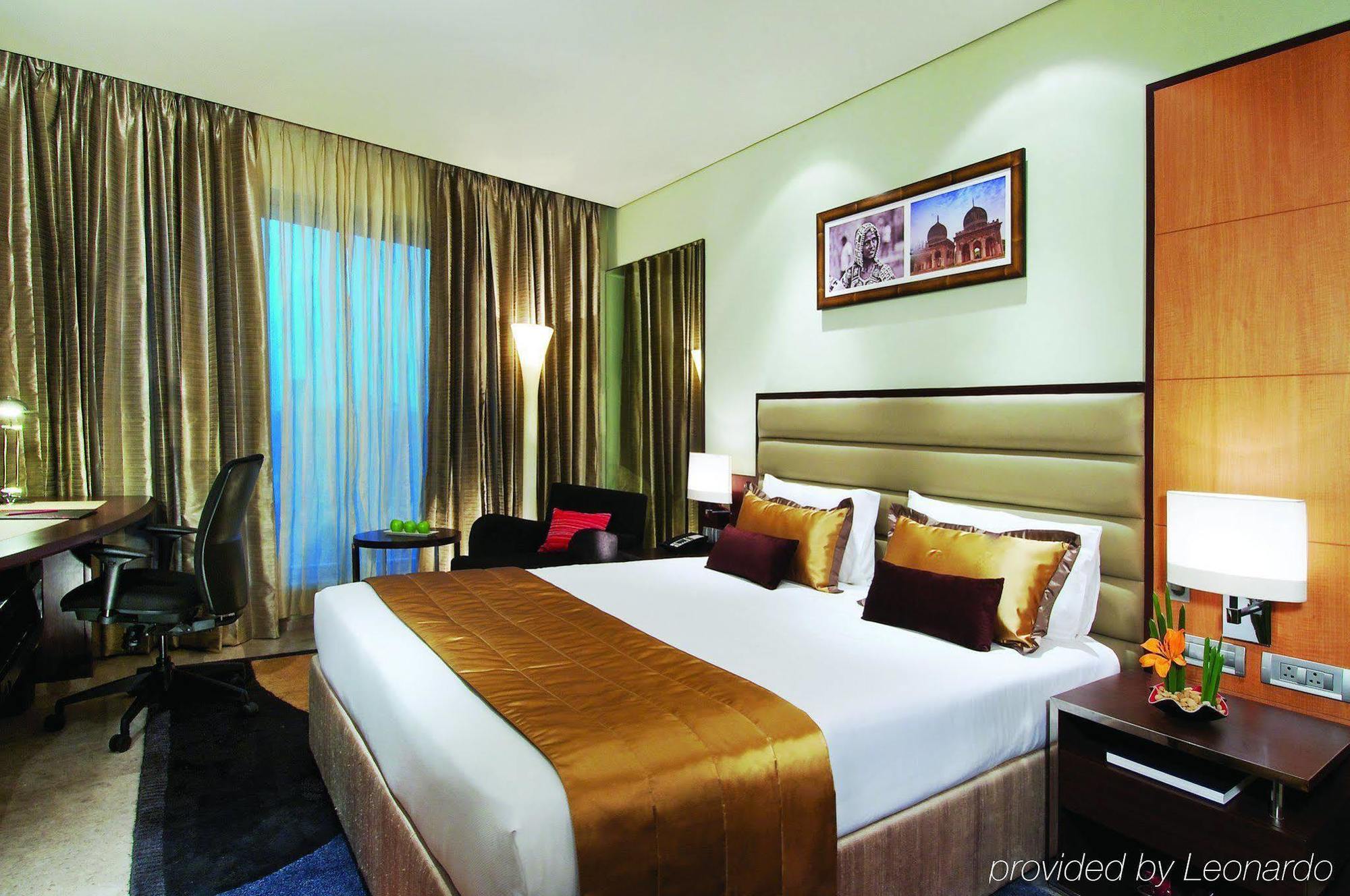 海得拉巴 海德拉巴贝甘佩特维万塔旅馆酒店 客房 照片 A room at the hotel